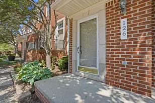 126 Allenhurst Ave, Royal Oak, MI 48067 - Photo 4