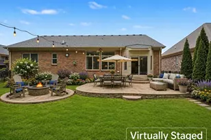 45654 Lookout Dr, Macomb, MI 48044 - Photo 6