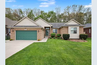 45654 Lookout Drive, Macomb, MI 48044 - Photo 2