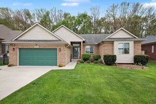 45654 Lookout Dr, Macomb, MI 48044 - Photo 2