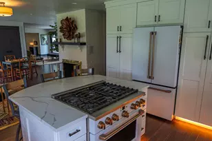 802 W Lowell St, Ludington, MI 49431 - Photo 10