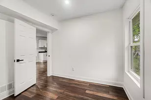 139 W Rittenhouse Ave W, Battle Creek, MI 49037 - Photo 14