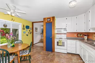 1027 Blue Star Hwy, South Haven, MI 49090 - Photo 20