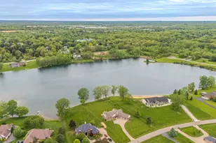 9168 Mirage Lake Dr, Milan, MI 48160 - Photo 6
