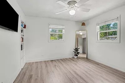 402 Charles Street, Paw Paw, MI 49079 - Photo 22