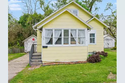 303 N Lowe Street, Dowagiac, MI 49047 - Photo 1