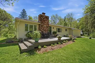 1201 Old Plank Rd, Milford, MI 48381 - Photo 2