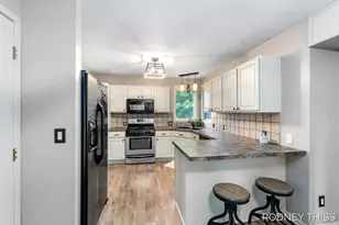 11576 Spruceview Dr, Allendale, MI 49401 - Photo 8