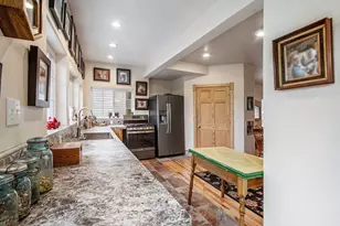 115 N Gremps St, Paw Paw, MI 49079 - Photo 4