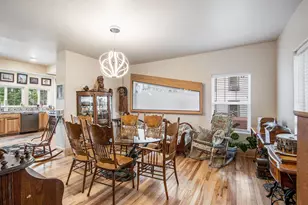 115 N Gremps St, Paw Paw, MI 49079 - Photo 6