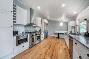 35 N Shore Dr, South Haven, MI 49090 - Photo 14