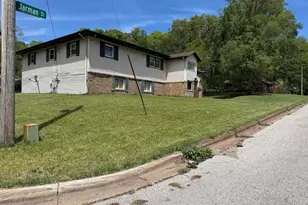 2851 Jarman St, Muskegon, MI 49444 - Photo 2