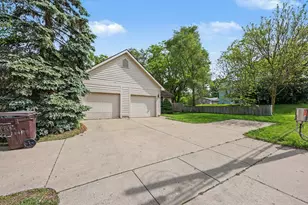 674 South St, Grass Lake, MI 49240 - Photo 2
