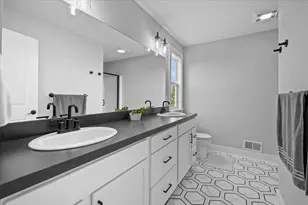 3881 Blue Spruce Cir SE, Grand Rapids, MI 49512 - Photo 18