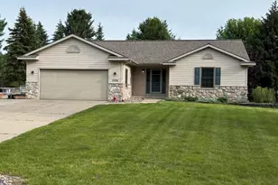 7532 Woodcliff Dr, Hudsonville, MI 49426 - Photo 1