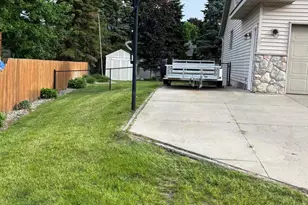 7532 Woodcliff Dr, Hudsonville, MI 49426 - Photo 8