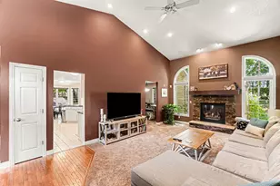 55800 Cedar Ln, Paw Paw, MI 49079 - Photo 8