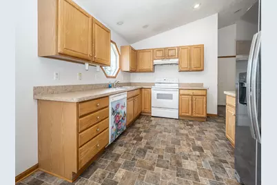54163 Ridgeview Circle, Paw Paw, MI 49079 - Photo 10