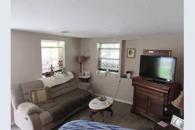 430 W Race Street, Leslie, MI 49251 - Photo 2