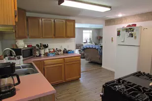 430 W Race St, Leslie, MI 49251 - Photo 6