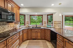 6588 White Pines Dr, Brighton, MI 48116 - Photo 14