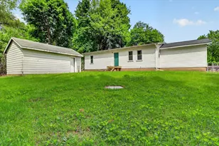 565 Collette Ave, Kalamazoo, MI 49048 - Photo 32