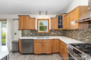 3828 Giddings Ave SE, Grand Rapids, MI 49508 - Photo 10