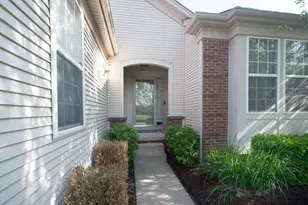 8803 Meadow Ln Dr, Ypsilanti, MI 48197 - Photo 2