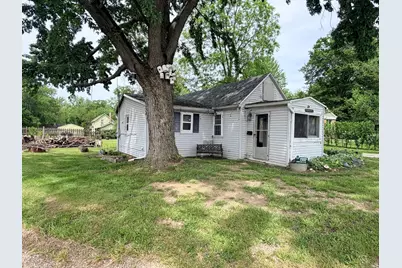 1014 N 9th Street, Niles, MI 49120 - Photo 2