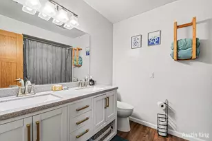 2182 Jamestown Dr SE, Grand Rapids, MI 49508 - Photo 22