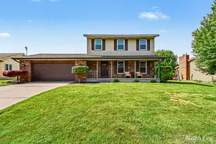 2182 Jamestown Dr SE, Grand Rapids, MI 49508 - Photo 1