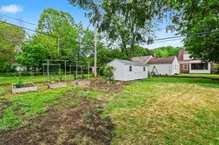 419 Royal Ave, Royal Oak, MI 48073 - Photo 20