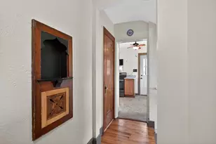 716 Sixth St, Jackson, MI 49203 - Photo 20
