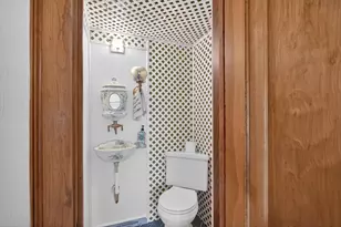 716 Sixth St, Jackson, MI 49203 - Photo 22