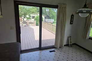 5827 Pine View Dr, Ypsilanti, MI 48197 - Photo 6