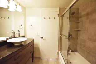 555 E William St, Ann Arbor, MI 48104 - Photo 16