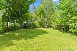 921 Temple St SE, Grand Rapids, MI 49507 - Photo 18