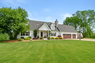 39166 36th Ave, Paw Paw, MI 49079 - Photo 2