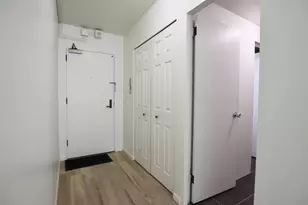 555 E William St, Ann Arbor, MI 48104 - Photo 12