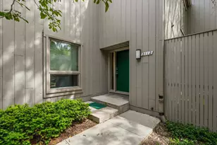 2112 Overlook Ct, Ann Arbor, MI 48103 - Photo 30