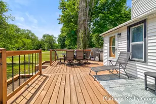 736 4 Mile Rd NE, Grand Rapids, MI 49525 - Photo 38