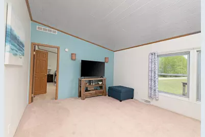 10815 S Hawkins Road, Reed City, MI 49677 - Photo 6
