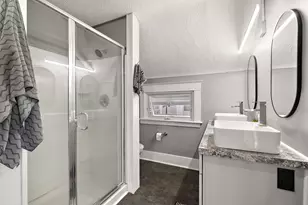 637 Fairview Ave NE, Grand Rapids, MI 49503 - Photo 22
