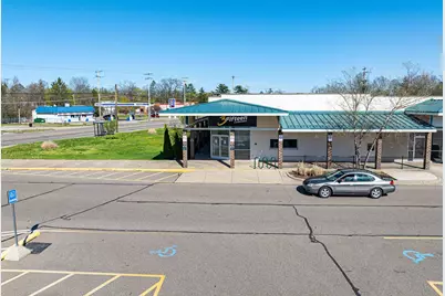 1525 W Michigan Avenue #10B, Battle Creek, MI 49037 - Photo 1