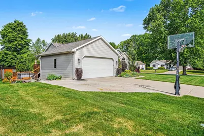 7161 Pine Oak Lane, Hudsonville, MI 49426 - Photo 4