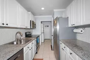 744 Peninsula Ct, Ann Arbor, MI 48105 - Photo 12