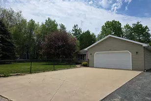 1125 Kristie Ln, Ludington, MI 49431 - Photo 4