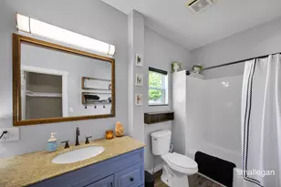 1321 Davis Ave NW, Grand Rapids, MI 49504 - Photo 6