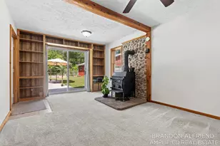 10226 SW Greenville Rd, Greenville, MI 48838 - Photo 14
