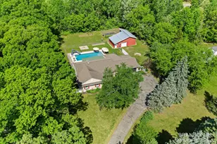 10226 SW Greenville Rd, Greenville, MI 48838 - Photo 52